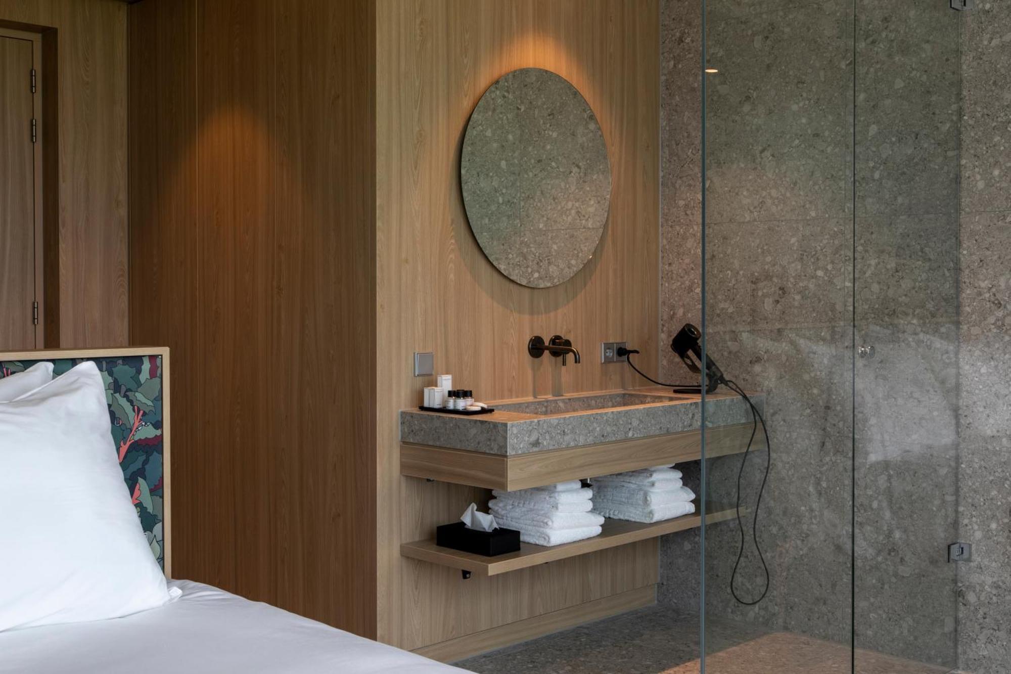 Van Der Valk Hotel Deventer Kültér fotó